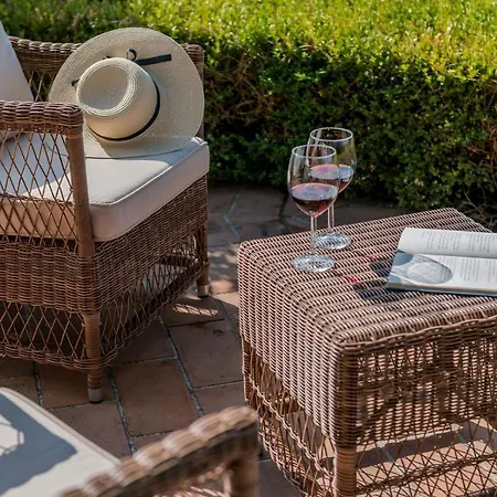 Casa Antonio Villa *