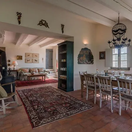 Casa Antonio Villa *