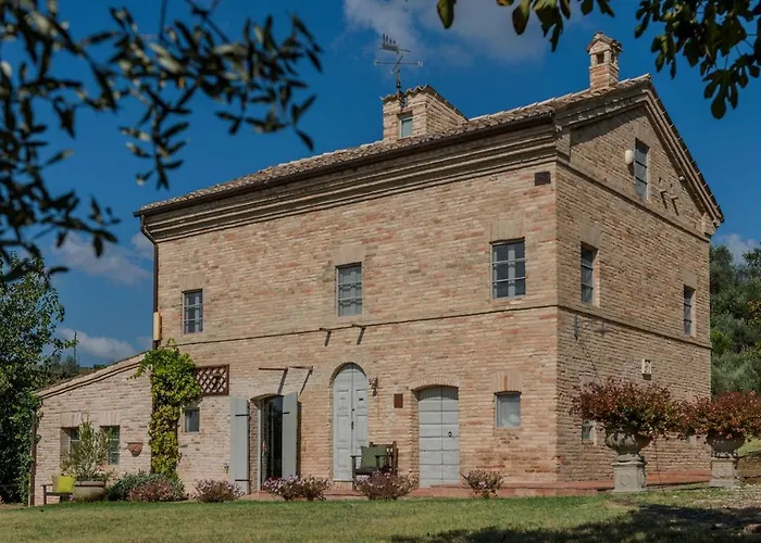 Casa Antonio Βίλα